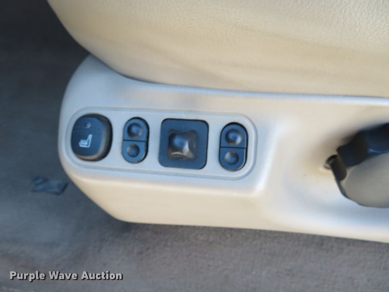 image for item DI3801 2002 Ford Excursion Limited  SUV