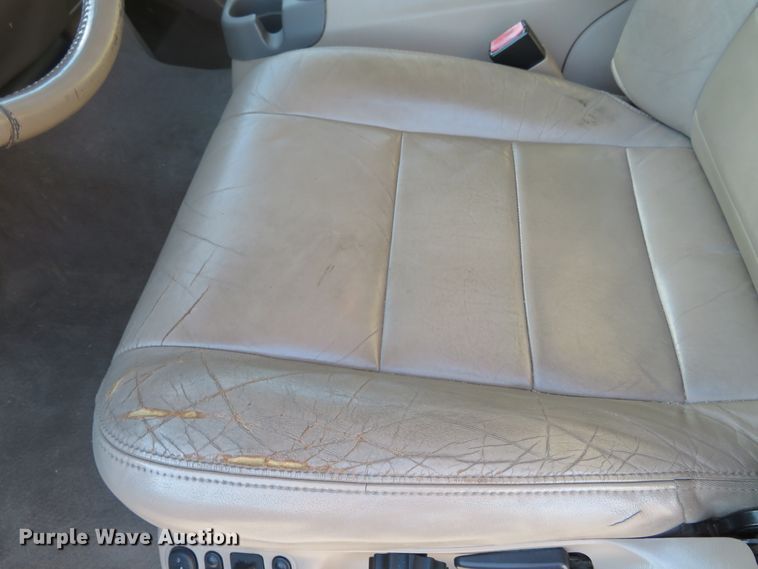 image for item DI3801 2002 Ford Excursion Limited  SUV