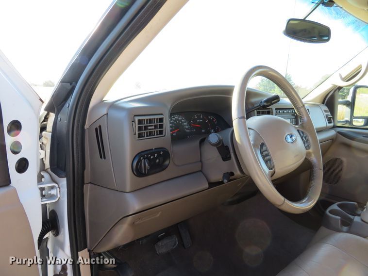 image for item DI3801 2002 Ford Excursion Limited  SUV