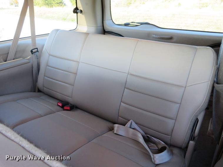 image for item DI3801 2002 Ford Excursion Limited  SUV