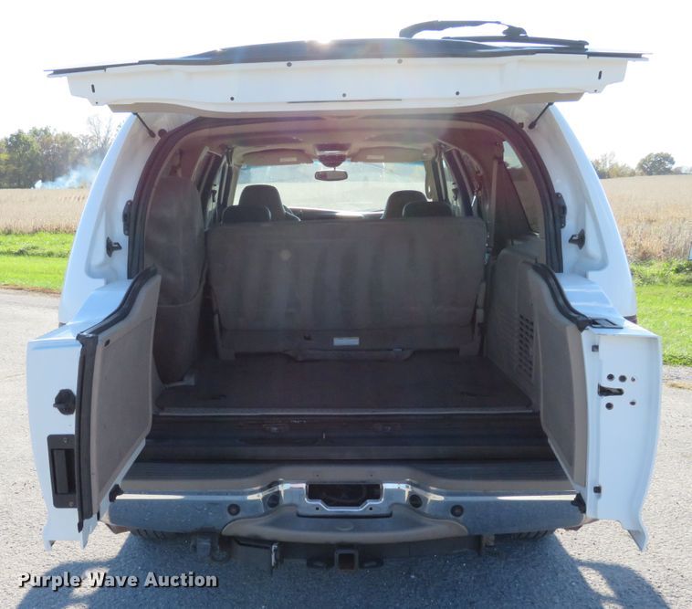 image for item DI3801 2002 Ford Excursion Limited  SUV