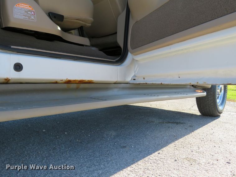 image for item DI3801 2002 Ford Excursion Limited  SUV