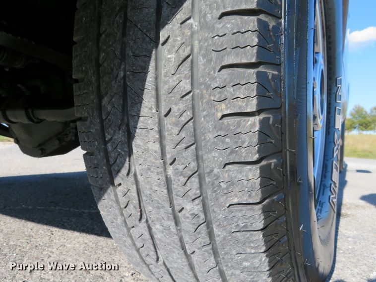 image for item DI3801 2002 Ford Excursion Limited  SUV