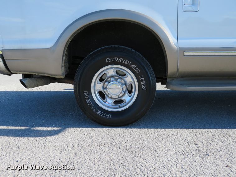 image for item DI3801 2002 Ford Excursion Limited  SUV
