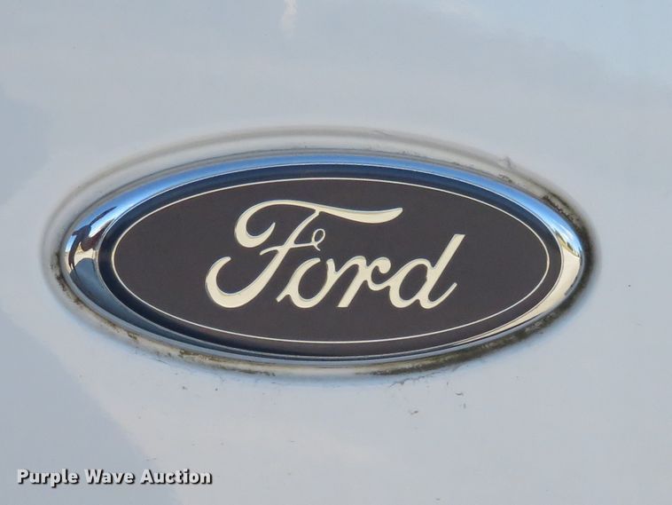 image for item DI3801 2002 Ford Excursion Limited  SUV