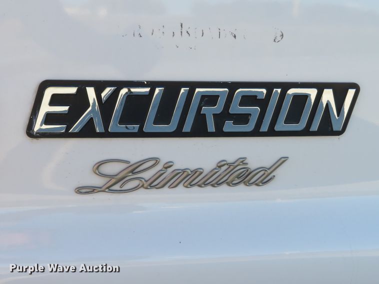 image for item DI3801 2002 Ford Excursion Limited  SUV
