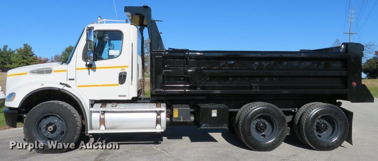 image for item DI3828 2008 Freightliner Business Class M2  dump truck