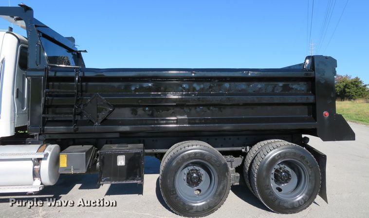 image for item DI3828 2008 Freightliner Business Class M2  dump truck