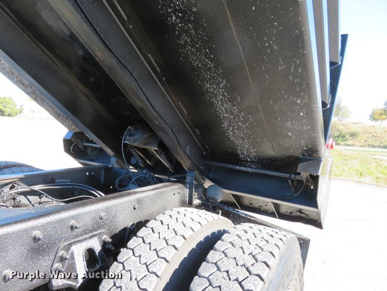 image for item DI3828 2008 Freightliner Business Class M2  dump truck