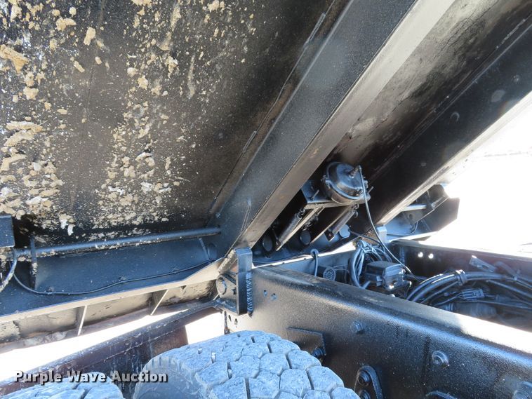 image for item DI3828 2008 Freightliner Business Class M2  dump truck