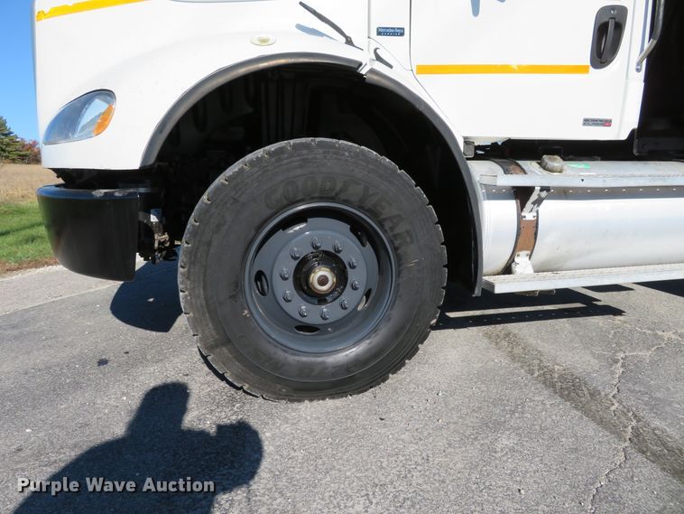 image for item DI3828 2008 Freightliner Business Class M2  dump truck