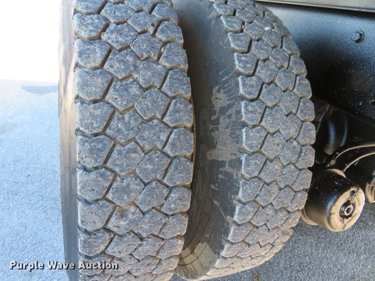 image for item DI3828 2008 Freightliner Business Class M2  dump truck