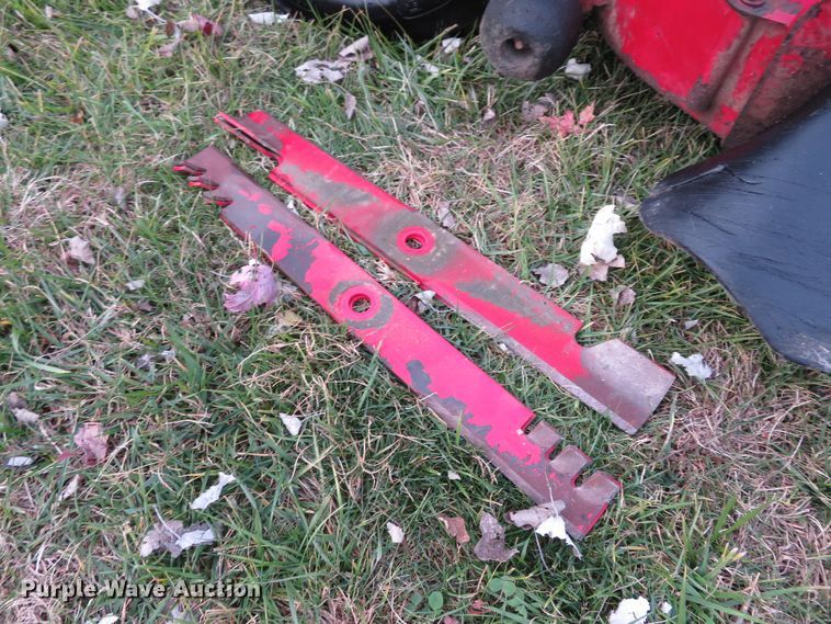 image for item DI3842 Exmark X Series ZTR lawn mower