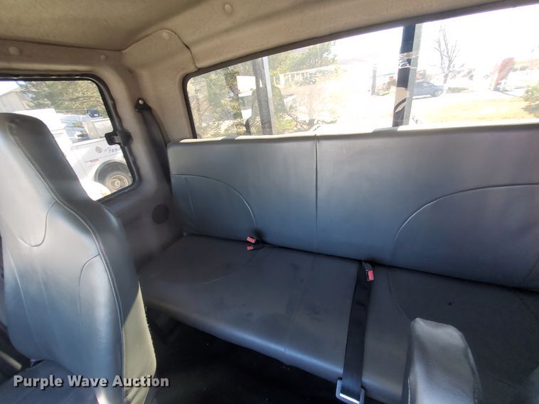 image for item DI5065 2012 International DuraStar 4300  rollback truck