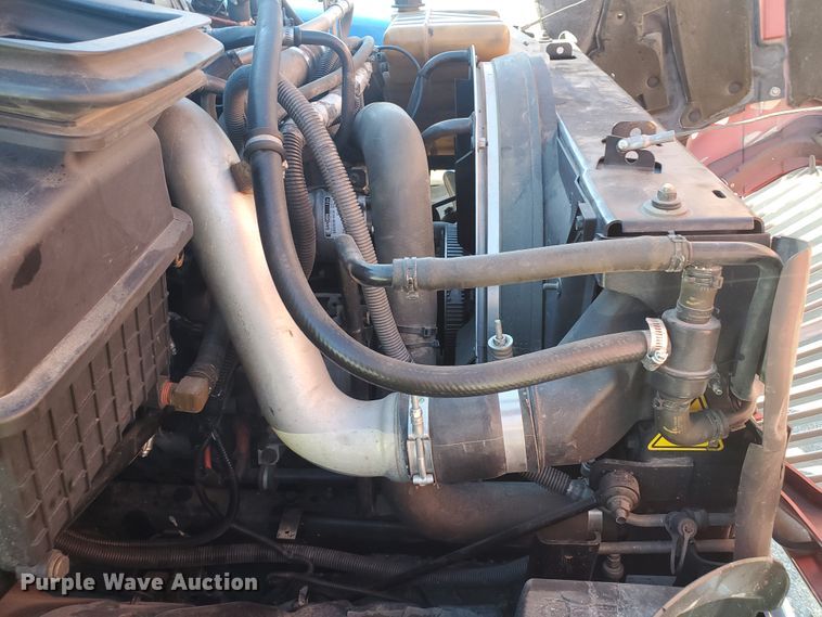 image for item DI5065 2012 International DuraStar 4300  rollback truck