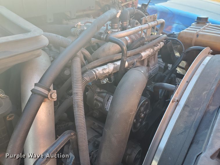 image for item DI5065 2012 International DuraStar 4300  rollback truck