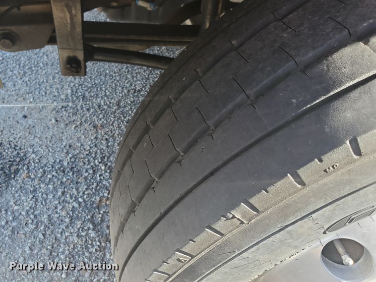 image for item DI5065 2012 International DuraStar 4300  rollback truck