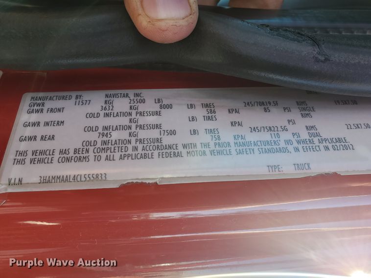 image for item DI5065 2012 International DuraStar 4300  rollback truck