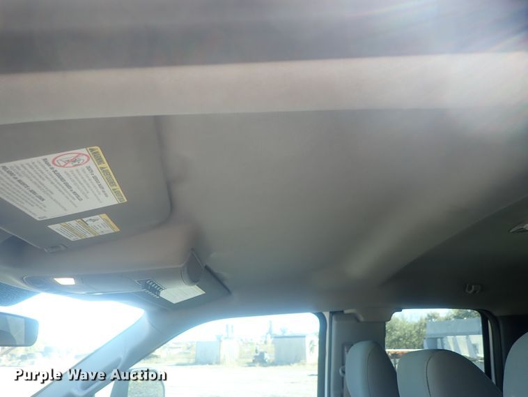 image for item DI7286 2017 Ford F550 Super Duty  SuperCab flatbed truck