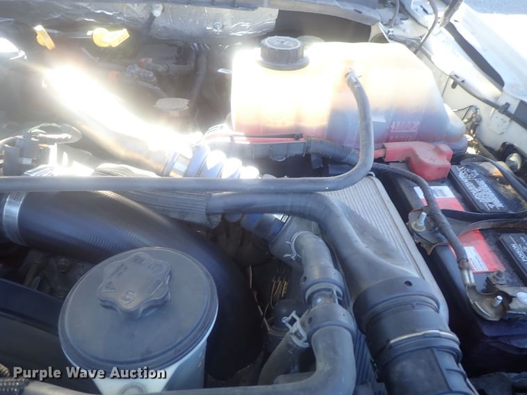 image for item DI7286 2017 Ford F550 Super Duty  SuperCab flatbed truck