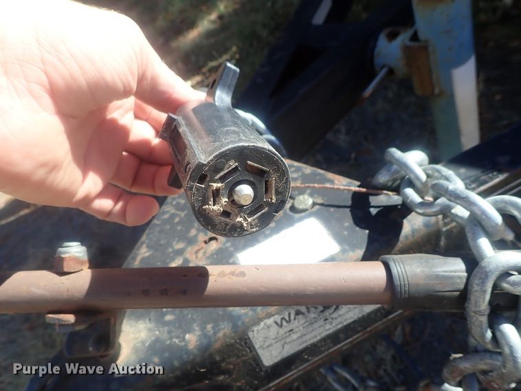 image for item DI7299 2005 PJ utility trailer