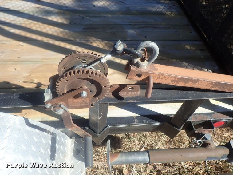 image for item DI7299 2005 PJ utility trailer