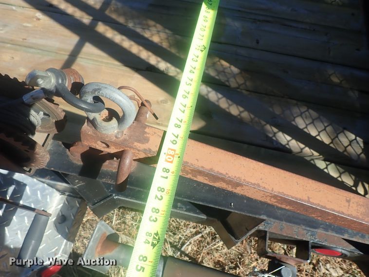 image for item DI7299 2005 PJ utility trailer