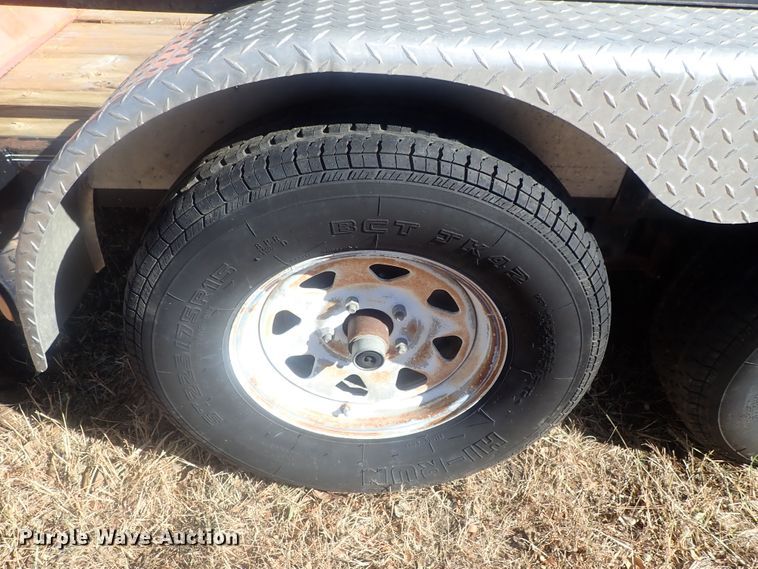 image for item DI7299 2005 PJ utility trailer