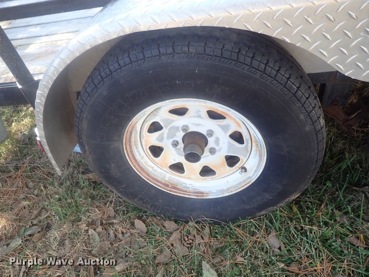 image for item DI7299 2005 PJ utility trailer