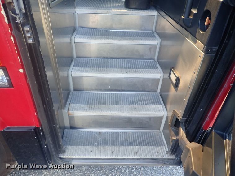 image for item DI7302 1997 Prevost H3-45  coach bus