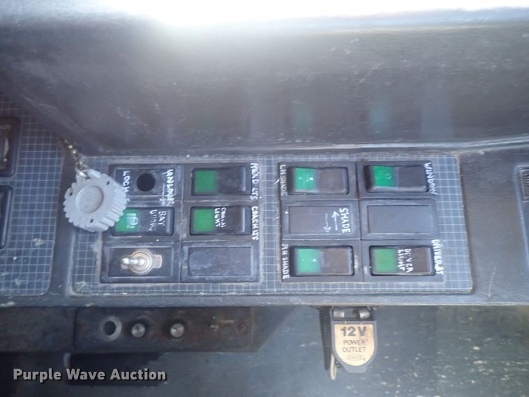 image for item DI7302 1997 Prevost H3-45  coach bus