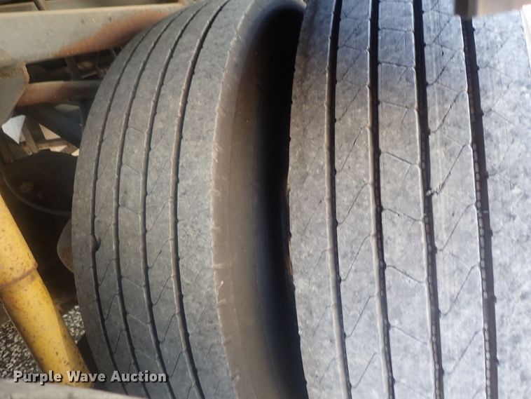 image for item DI7302 1997 Prevost H3-45  coach bus