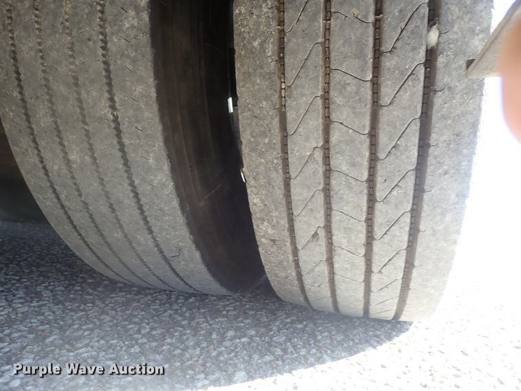 image for item DI7302 1997 Prevost H3-45  coach bus