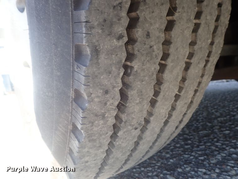 image for item DI7302 1997 Prevost H3-45  coach bus