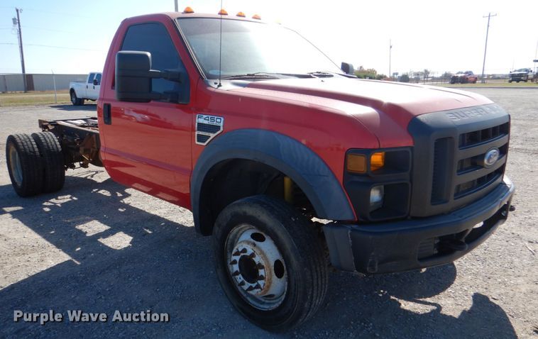 image for item DJ0275 2007 Ford F450 Super Duty XL  truck cab and chassis