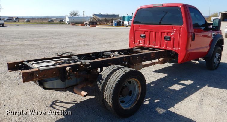 image for item DJ0275 2007 Ford F450 Super Duty XL  truck cab and chassis