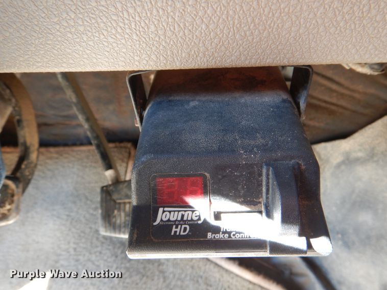 image for item DJ0275 2007 Ford F450 Super Duty XL  truck cab and chassis