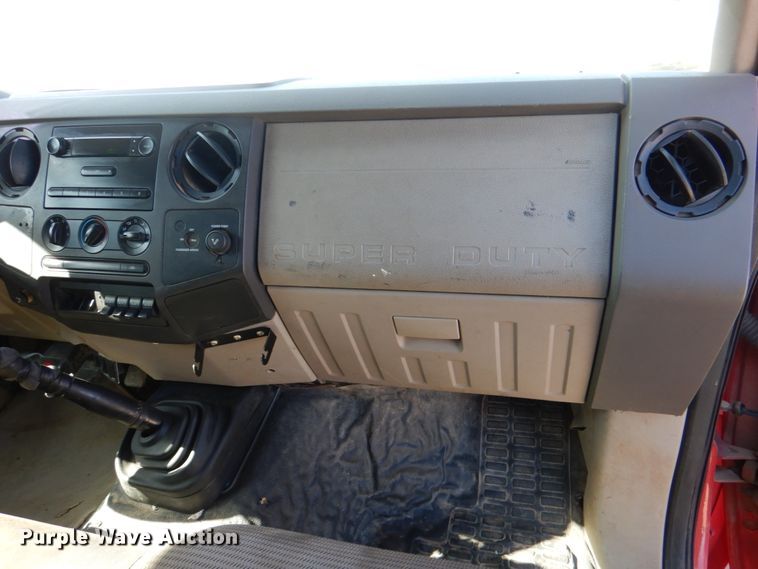 image for item DJ0275 2007 Ford F450 Super Duty XL  truck cab and chassis