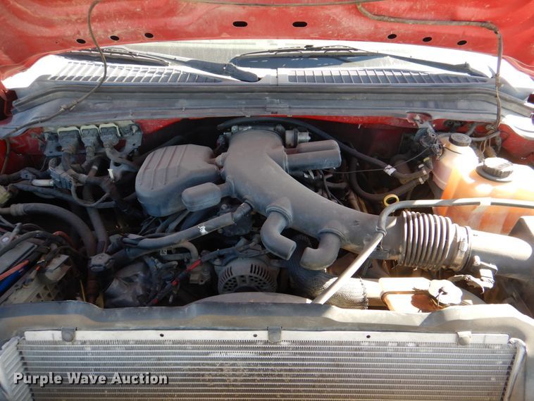 image for item DJ0275 2007 Ford F450 Super Duty XL  truck cab and chassis