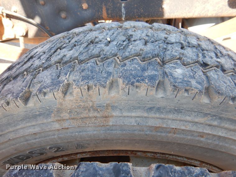 image for item DJ0275 2007 Ford F450 Super Duty XL  truck cab and chassis