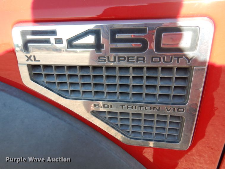 image for item DJ0275 2007 Ford F450 Super Duty XL  truck cab and chassis