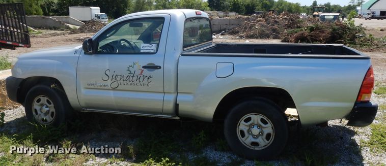 image for item DJ3479 2006 Toyota Tacoma  pickup truck