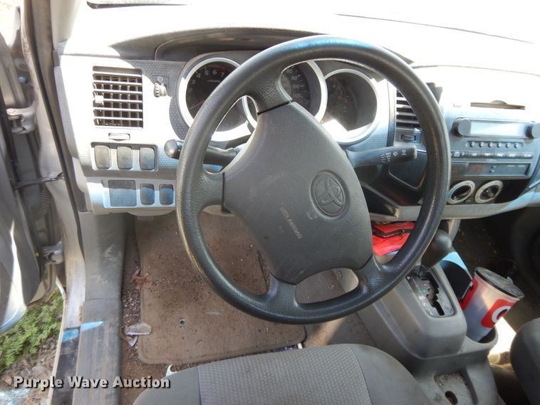 image for item DJ3479 2006 Toyota Tacoma  pickup truck