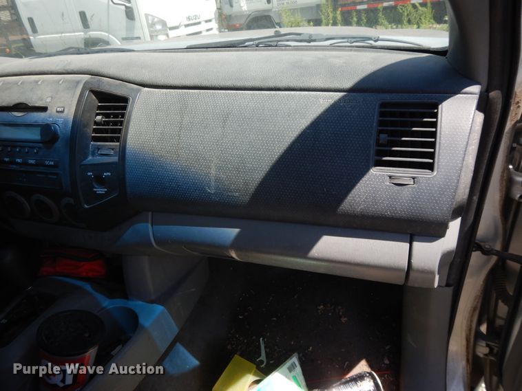 image for item DJ3479 2006 Toyota Tacoma  pickup truck