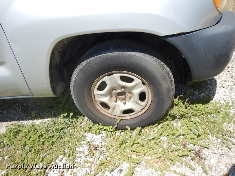 image for item DJ3479 2006 Toyota Tacoma  pickup truck