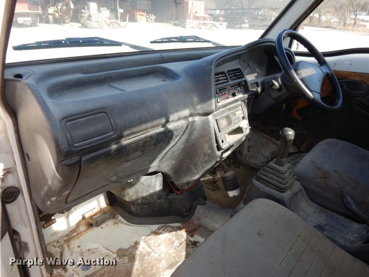 image for item DJ5778 Suzuki V-DD51T  mini truck