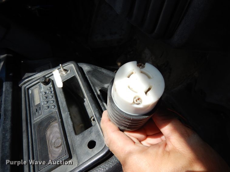 image for item DJ5778 Suzuki V-DD51T  mini truck