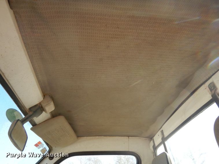 image for item DJ5778 Suzuki V-DD51T  mini truck