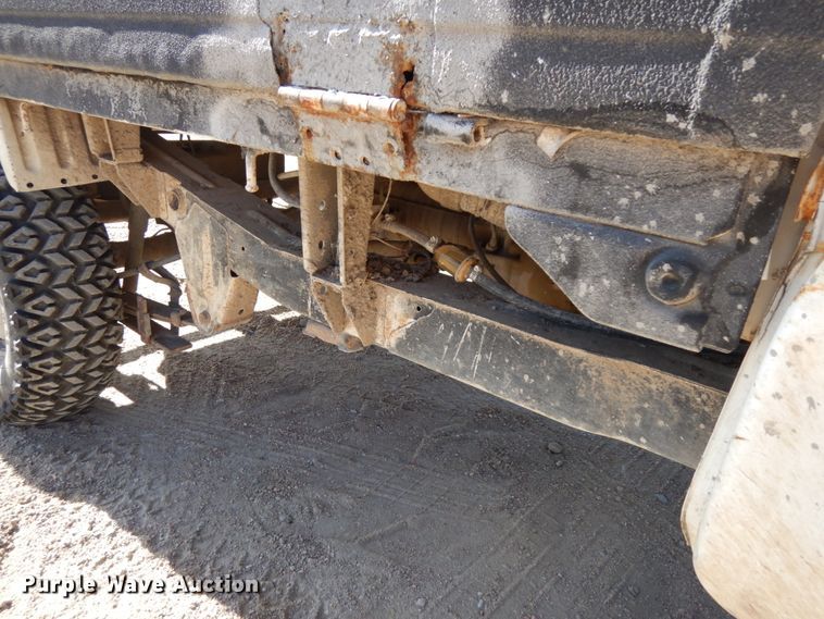 image for item DJ5778 Suzuki V-DD51T  mini truck