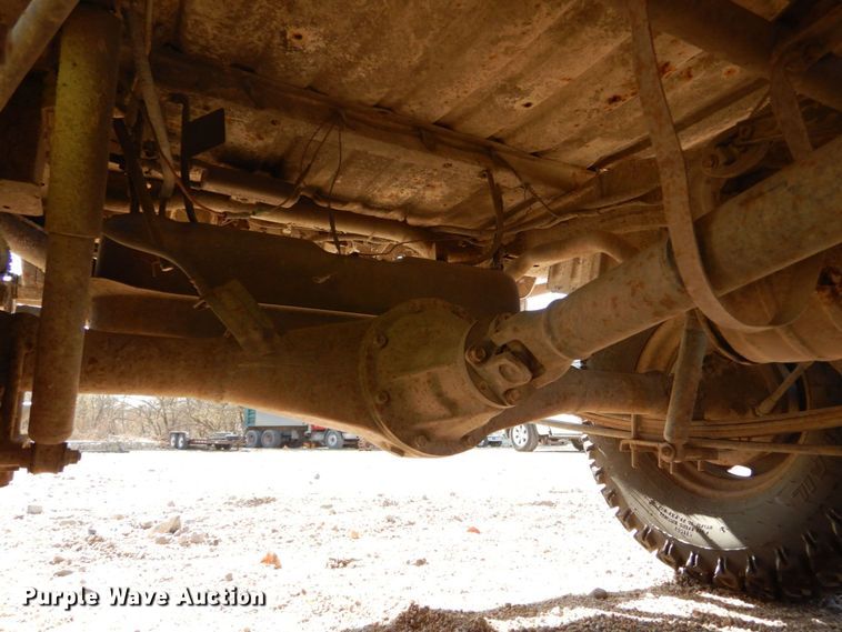 image for item DJ5778 Suzuki V-DD51T  mini truck